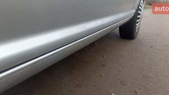 Серый Фольксваген Гольф, объемом двигателя 1.6 л и пробегом 324 тыс. км за 4150 $, фото 16 на Automoto.ua