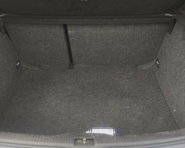 Серый Фольксваген Гольф, объемом двигателя 1.39 л и пробегом 270 тыс. км за 3700 $, фото 10 на Automoto.ua