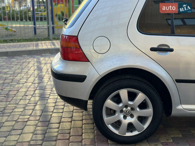 Сірий Фольксваген Гольф, об'ємом двигуна 1.6 л та пробігом 168 тис. км за 5500 $, фото 15 на Automoto.ua