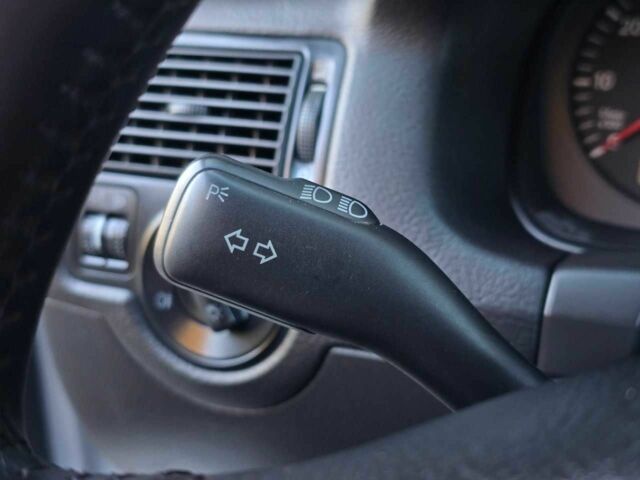 Фольксваген Гольф 2001 в Хмельницком на Automoto.ua Серый Фольксваген Гольф, объемом двигателя 1.4 л и пробегом 153 тыс. км за 3999 $, фото 15 на Automoto.ua