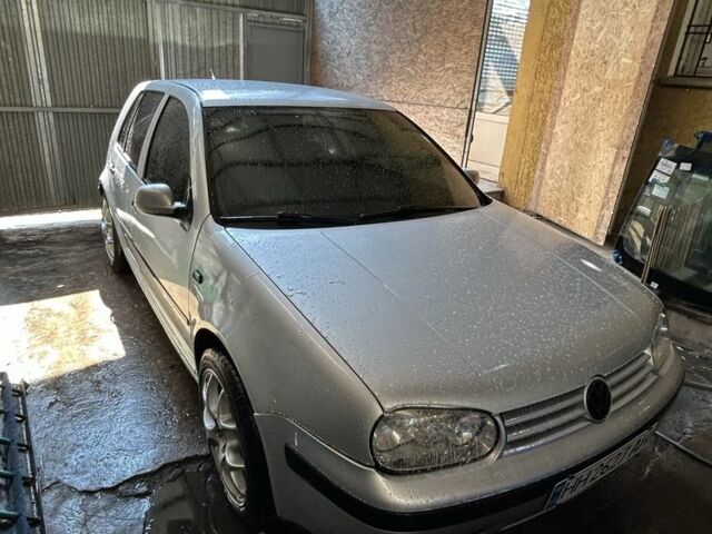 Серый Фольксваген Гольф, объемом двигателя 1.9 л и пробегом 317 тыс. км за 4100 $, фото 5 на Automoto.ua