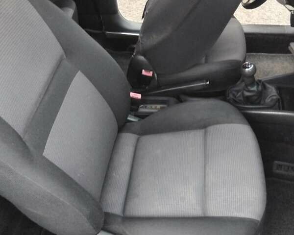 Серый Фольксваген Гольф, объемом двигателя 1.39 л и пробегом 202 тыс. км за 3999 $, фото 11 на Automoto.ua