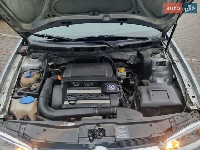 Сірий Фольксваген Гольф, об'ємом двигуна 1.39 л та пробігом 217 тис. км за 3900 $, фото 12 на Automoto.ua