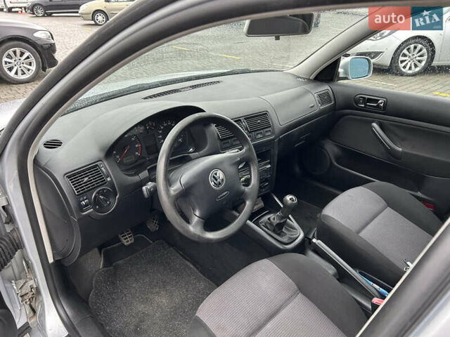 Сірий Фольксваген Гольф, об'ємом двигуна 1.39 л та пробігом 239 тис. км за 4200 $, фото 7 на Automoto.ua