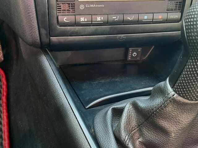 Сірий Фольксваген Гольф, об'ємом двигуна 1.6 л та пробігом 243 тис. км за 5300 $, фото 14 на Automoto.ua