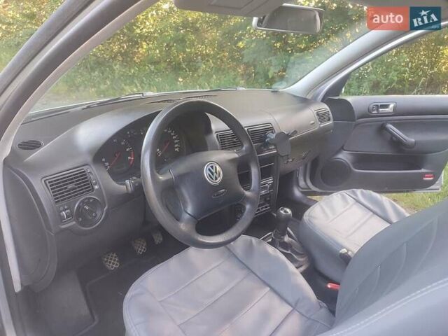 Серый Фольксваген Гольф, объемом двигателя 1.6 л и пробегом 203 тыс. км за 5000 $, фото 12 на Automoto.ua