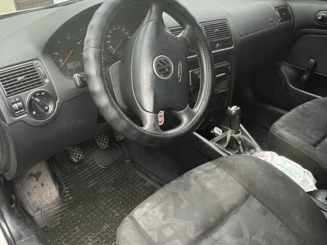 Сірий Фольксваген Гольф, об'ємом двигуна 1.9 л та пробігом 400 тис. км за 2450 $, фото 2 на Automoto.ua