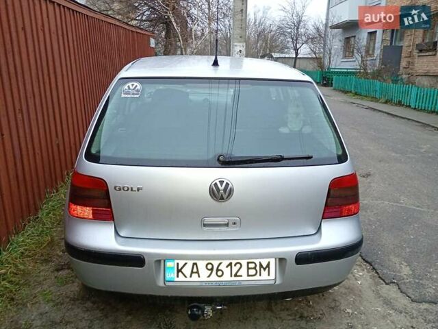 Серый Фольксваген Гольф, объемом двигателя 1.39 л и пробегом 299 тыс. км за 4500 $, фото 7 на Automoto.ua