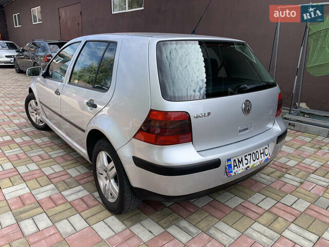 Серый Фольксваген Гольф, объемом двигателя 1.39 л и пробегом 170 тыс. км за 4500 $, фото 7 на Automoto.ua