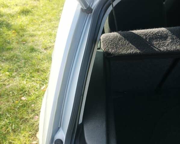 Сірий Фольксваген Гольф, об'ємом двигуна 1.6 л та пробігом 202 тис. км за 4400 $, фото 14 на Automoto.ua