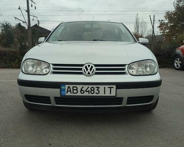 Фольксваген Гольф 2001 у Вінниці на Automoto.ua Сірий Фольксваген Гольф, об'ємом двигуна 1.39 л та пробігом 207 тис. км за 4000 $, фото 4 на Automoto.ua