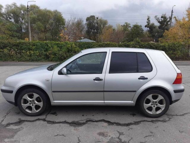 Серый Фольксваген Гольф, объемом двигателя 1.6 л и пробегом 259 тыс. км за 5100 $, фото 9 на Automoto.ua