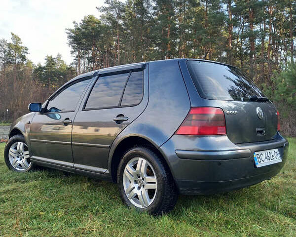 Серый Фольксваген Гольф, объемом двигателя 1.6 л и пробегом 320 тыс. км за 4200 $, фото 8 на Automoto.ua