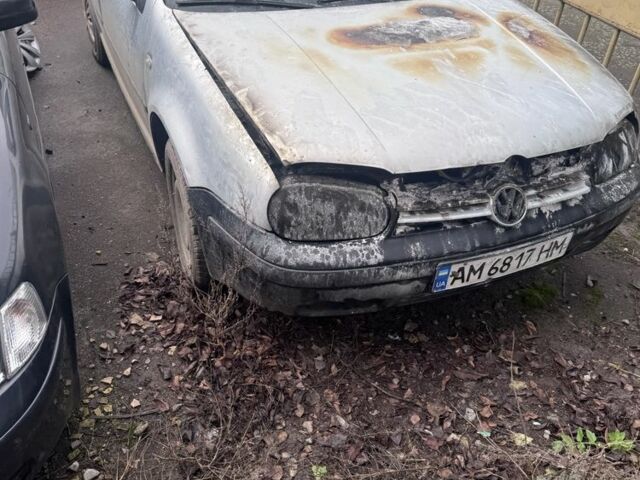 Сірий Фольксваген Гольф, об'ємом двигуна 1.4 л та пробігом 240 тис. км за 1500 $, фото 6 на Automoto.ua