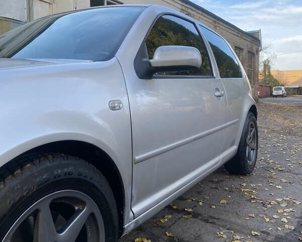 Серый Фольксваген Гольф, объемом двигателя 1.9 л и пробегом 320 тыс. км за 3750 $, фото 1 на Automoto.ua