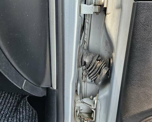 Сірий Фольксваген Гольф, об'ємом двигуна 1.39 л та пробігом 251 тис. км за 3500 $, фото 18 на Automoto.ua