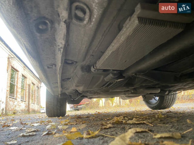 Серый Фольксваген Гольф, объемом двигателя 1.9 л и пробегом 320 тыс. км за 3750 $, фото 12 на Automoto.ua