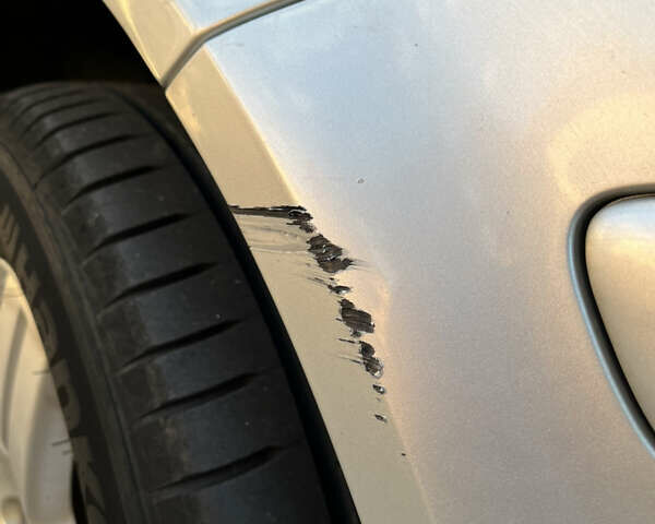 Серый Фольксваген Гольф, объемом двигателя 1.6 л и пробегом 260 тыс. км за 4400 $, фото 27 на Automoto.ua