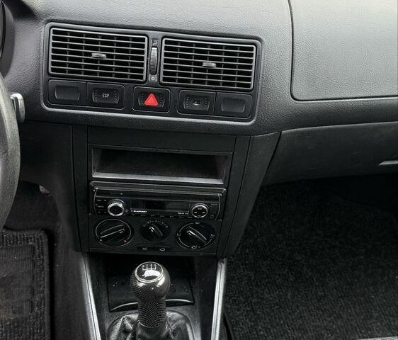 Сірий Фольксваген Гольф, об'ємом двигуна 1.9 л та пробігом 350 тис. км за 2600 $, фото 4 на Automoto.ua