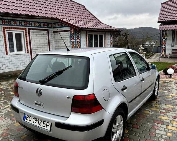 Серый Фольксваген Гольф, объемом двигателя 1.6 л и пробегом 205 тыс. км за 3399 $, фото 3 на Automoto.ua