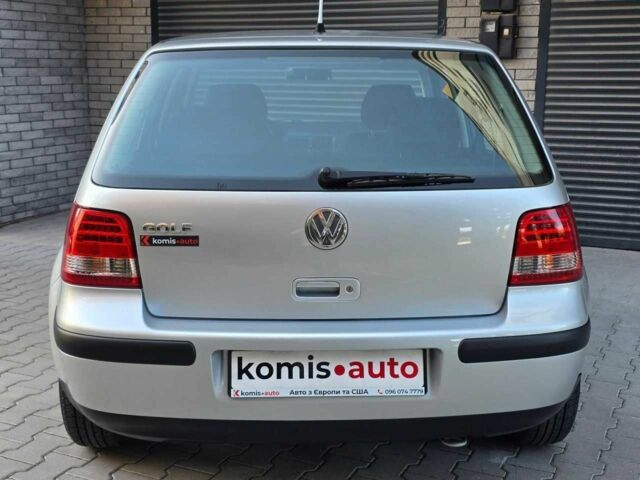 Фольксваген Гольф 2001 в Хмельницком на Automoto.ua Серый Фольксваген Гольф, объемом двигателя 1.4 л и пробегом 153 тыс. км за 3999 $, фото 4 на Automoto.ua
