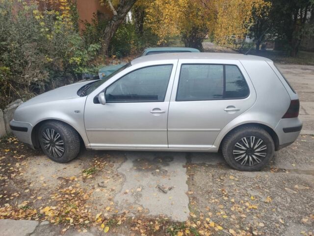 Серый Фольксваген Гольф, объемом двигателя 1.9 л и пробегом 362 тыс. км за 3100 $, фото 2 на Automoto.ua