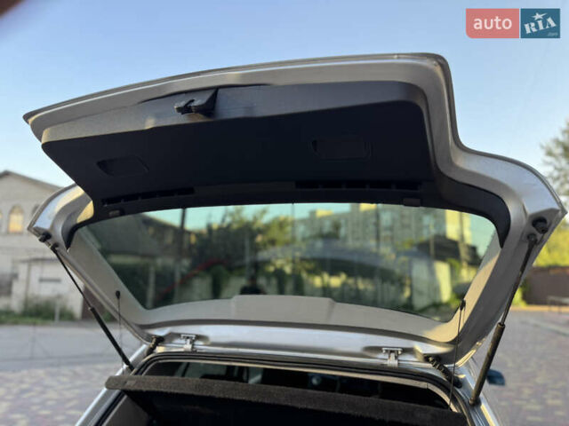 Сірий Фольксваген Гольф, об'ємом двигуна 1.6 л та пробігом 168 тис. км за 5500 $, фото 41 на Automoto.ua