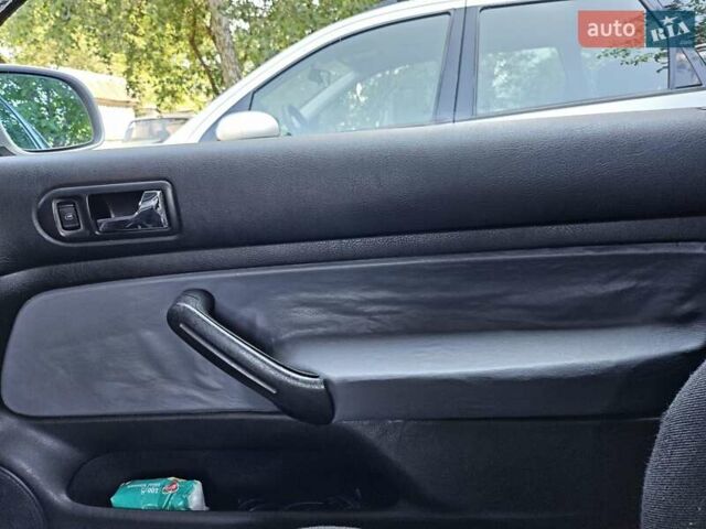 Сірий Фольксваген Гольф, об'ємом двигуна 1.39 л та пробігом 251 тис. км за 3500 $, фото 20 на Automoto.ua