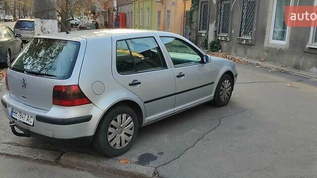Серый Фольксваген Гольф, объемом двигателя 1.6 л и пробегом 246 тыс. км за 4950 $, фото 20 на Automoto.ua