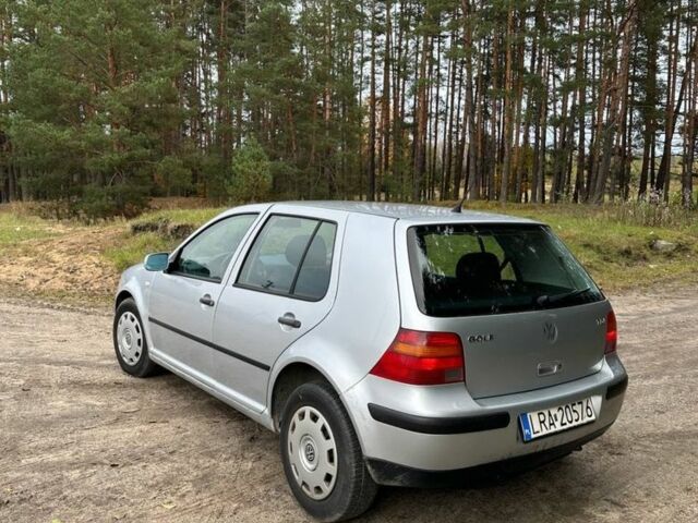 Серый Фольксваген Гольф, объемом двигателя 1.9 л и пробегом 233 тыс. км за 2100 $, фото 4 на Automoto.ua