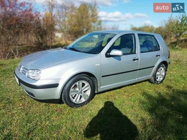 Сірий Фольксваген Гольф, об'ємом двигуна 1.6 л та пробігом 202 тис. км за 4400 $, фото 1 на Automoto.ua