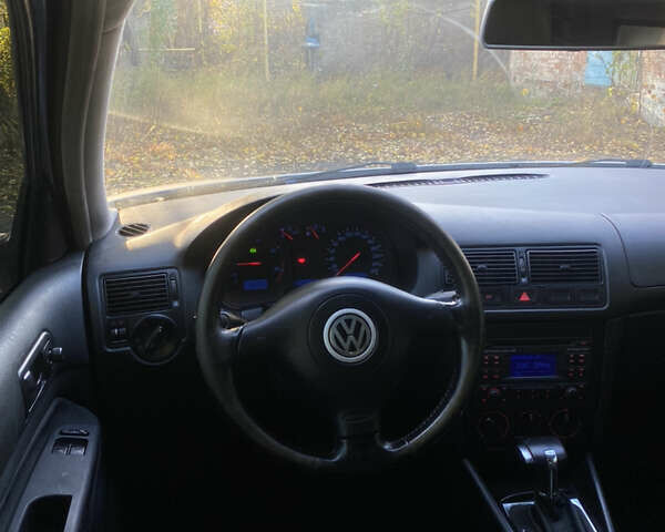 Серый Фольксваген Гольф, объемом двигателя 1.9 л и пробегом 320 тыс. км за 3750 $, фото 25 на Automoto.ua