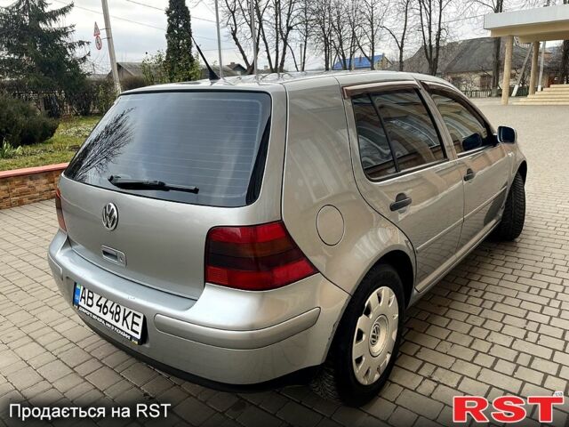 Серый Фольксваген Гольф, объемом двигателя 1.4 л и пробегом 260 тыс. км за 4000 $, фото 2 на Automoto.ua