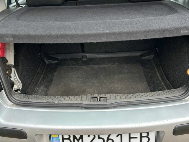 Серый Фольксваген Гольф, объемом двигателя 1.4 л и пробегом 239 тыс. км за 3800 $, фото 6 на Automoto.ua