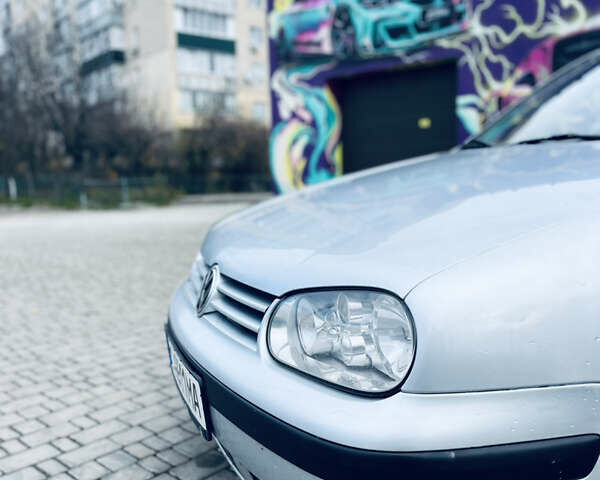 Серый Фольксваген Гольф, объемом двигателя 1.6 л и пробегом 316 тыс. км за 3350 $, фото 16 на Automoto.ua