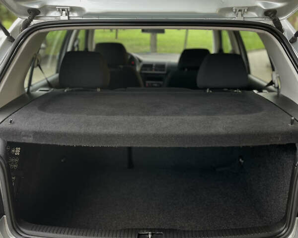 Сірий Фольксваген Гольф, об'ємом двигуна 1.6 л та пробігом 200 тис. км за 4399 $, фото 30 на Automoto.ua