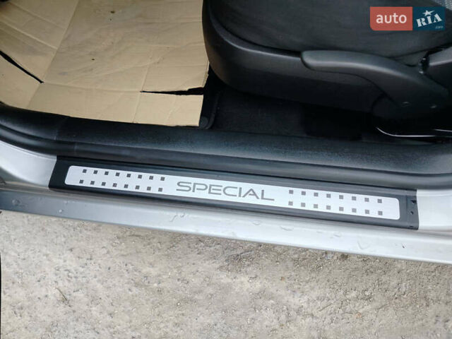 Серый Фольксваген Гольф, объемом двигателя 1.39 л и пробегом 225 тыс. км за 3599 $, фото 16 на Automoto.ua