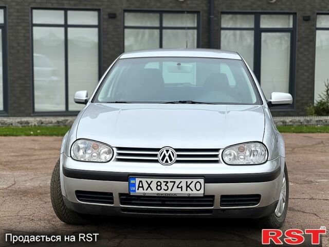 Серый Фольксваген Гольф, объемом двигателя 1.4 л и пробегом 279 тыс. км за 3900 $, фото 1 на Automoto.ua