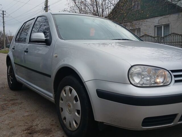 Сірий Фольксваген Гольф, об'ємом двигуна 1.4 л та пробігом 389 тис. км за 3300 $, фото 2 на Automoto.ua