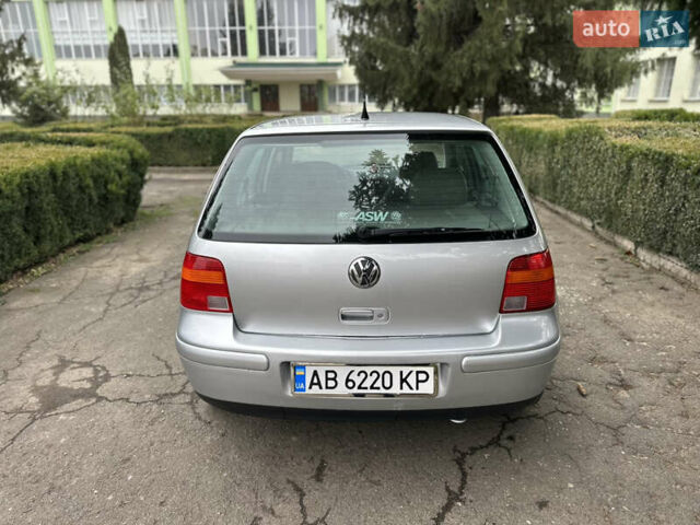 Серый Фольксваген Гольф, объемом двигателя 1.6 л и пробегом 148 тыс. км за 4950 $, фото 5 на Automoto.ua