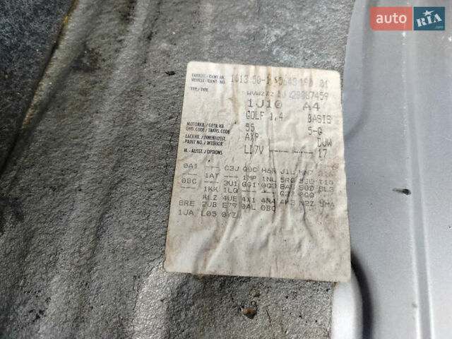 Серый Фольксваген Гольф, объемом двигателя 1.39 л и пробегом 225 тыс. км за 3999 $, фото 29 на Automoto.ua