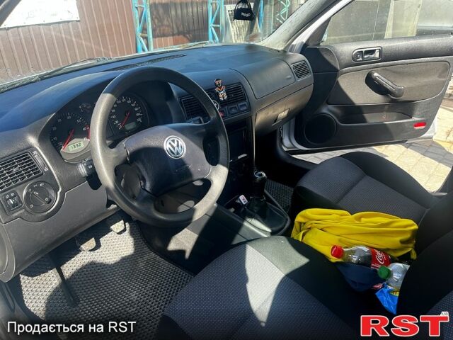 Серый Фольксваген Гольф, объемом двигателя 1.4 л и пробегом 170 тыс. км за 3500 $, фото 7 на Automoto.ua