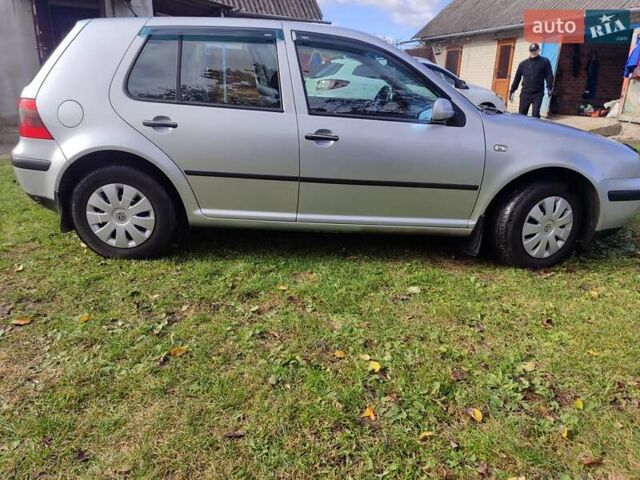 Серый Фольксваген Гольф, объемом двигателя 1.39 л и пробегом 218 тыс. км за 4300 $, фото 3 на Automoto.ua
