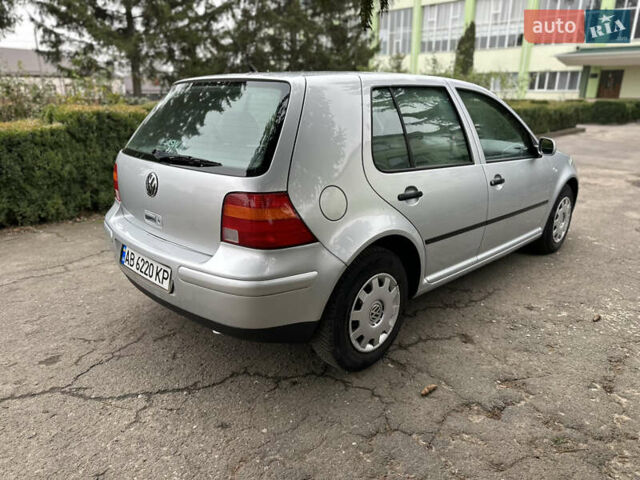 Серый Фольксваген Гольф, объемом двигателя 1.6 л и пробегом 148 тыс. км за 4950 $, фото 3 на Automoto.ua