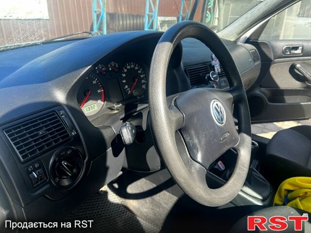 Серый Фольксваген Гольф, объемом двигателя 1.4 л и пробегом 170 тыс. км за 3500 $, фото 8 на Automoto.ua