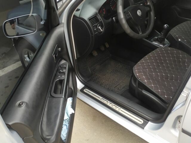 Сірий Фольксваген Гольф, об'ємом двигуна 1.4 л та пробігом 260 тис. км за 3650 $, фото 5 на Automoto.ua