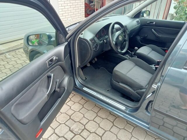 Сірий Фольксваген Гольф, об'ємом двигуна 1.6 л та пробігом 260 тис. км за 3950 $, фото 9 на Automoto.ua