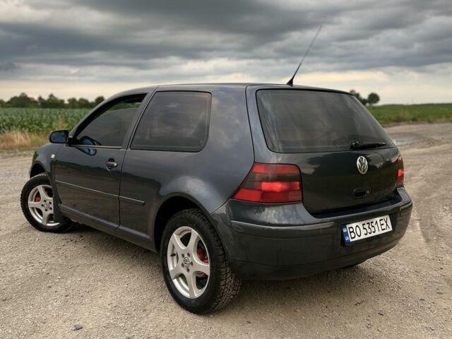 Серый Фольксваген Гольф, объемом двигателя 1.9 л и пробегом 325 тыс. км за 3800 $, фото 3 на Automoto.ua