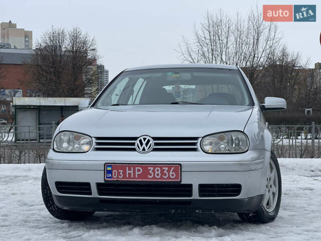 Серый Фольксваген Гольф, объемом двигателя 1.6 л и пробегом 235 тыс. км за 5500 $, фото 4 на Automoto.ua