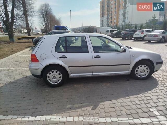 Серый Фольксваген Гольф, объемом двигателя 1.6 л и пробегом 147 тыс. км за 4800 $, фото 2 на Automoto.ua